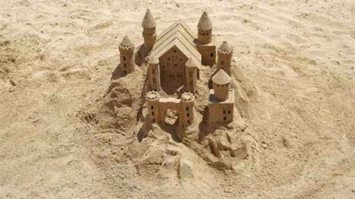 Castelul de nisip al unui vis
